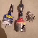 P44t. Streamování pod elektrikářem v panelovém domě.